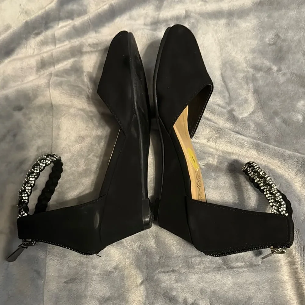 Nanette by Nanette Lepore Daxton Ankle Wrap Shoes